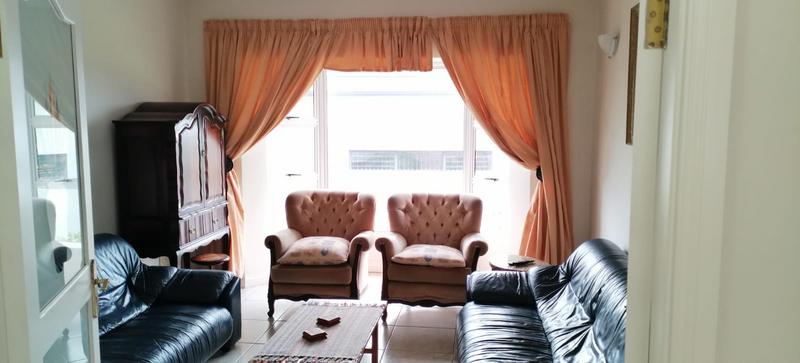6 Bedroom Property for Sale in Reebok Western Cape